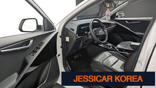 2023 Kia The All New Niro EV - Thumbnail 2
