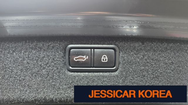 2018 Genesis G80 - Thumbnail 13