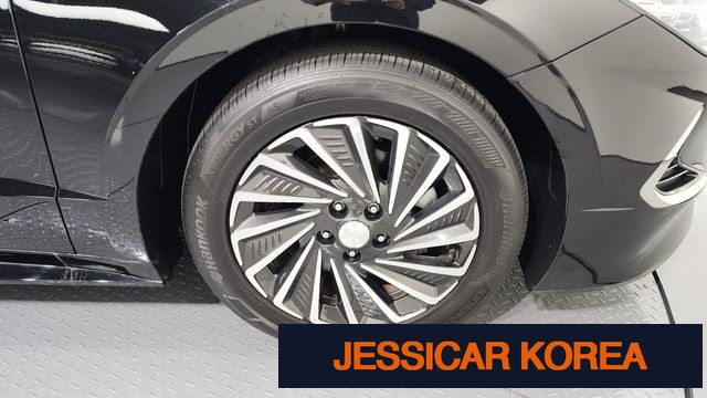 2021 Hyundai Sonata Hybrid (DN8) - Thumbnail 3