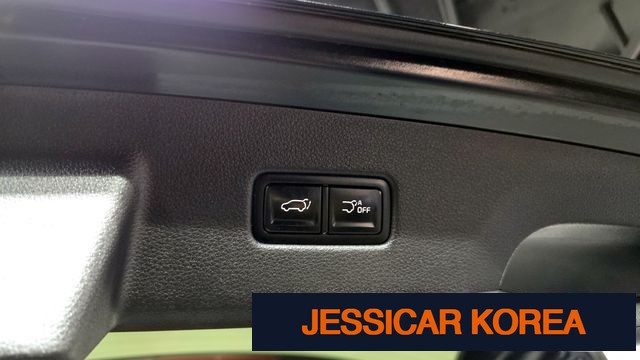 2021 Kia Carnival 4th Gen - Thumbnail 14