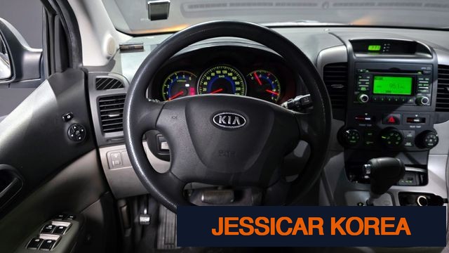 2010 Kia Carnival R - Thumbnail 4