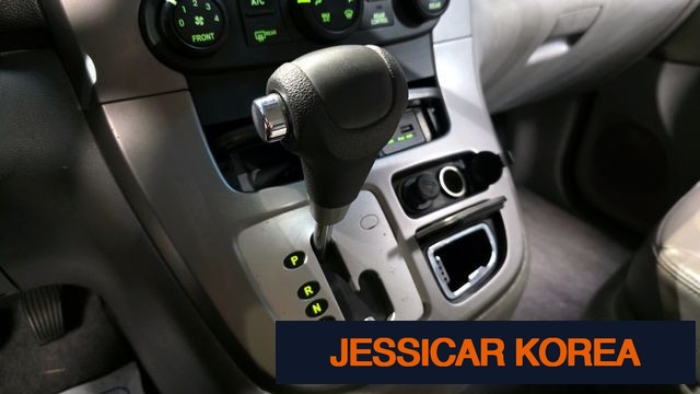 2010 Kia Carnival R - Thumbnail 7