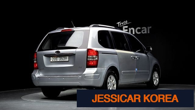 2010 Kia Carnival R - Thumbnail 8