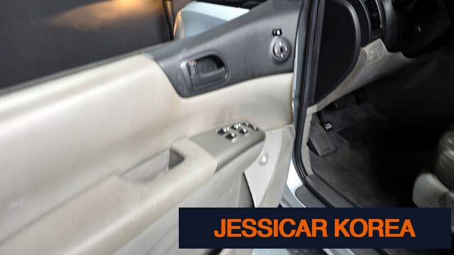 2010 Kia Carnival R - Thumbnail 13