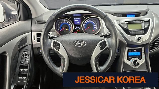 2011 Hyundai Avante MD - Thumbnail 3
