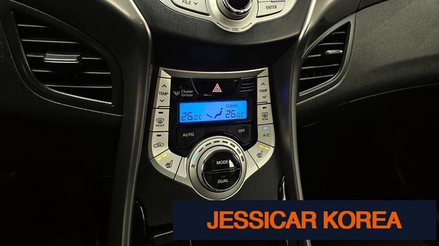 2011 Hyundai Avante MD - Thumbnail 17