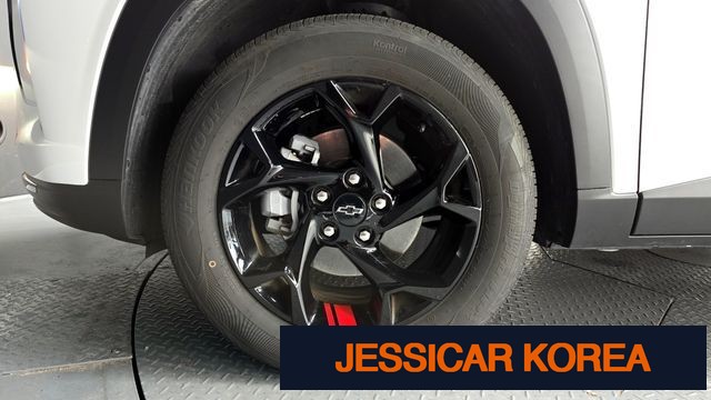 2025 Chevrolet Trax Crossover - Thumbnail 15
