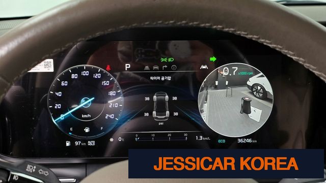 2021 Kia Carnival 4th Gen - Thumbnail 3
