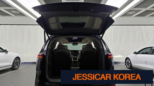 2021 Kia Carnival 4th Gen - Thumbnail 11
