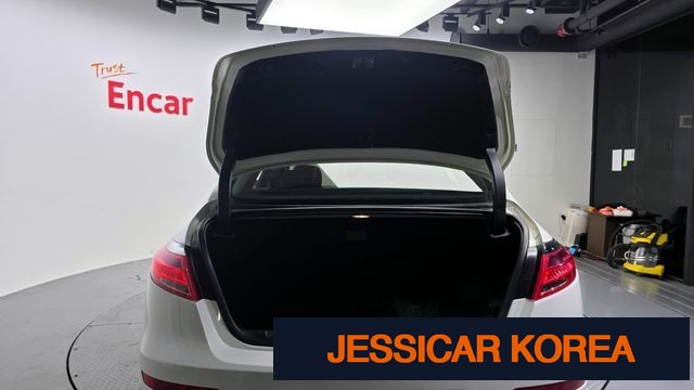 2012 Renault Korea All New SM7 - Thumbnail 3