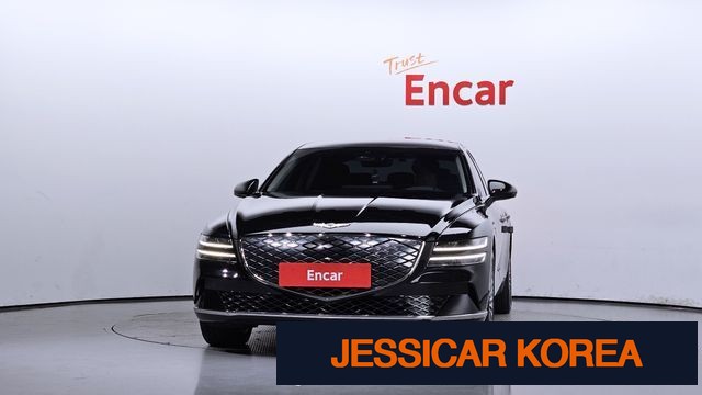 2022 Genesis Electrified G80 (RG3) - Thumbnail 3