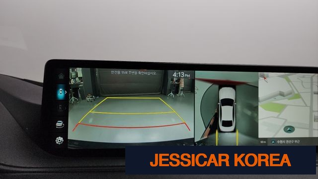 2022 Genesis Electrified G80 (RG3) - Thumbnail 18