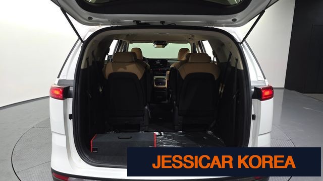 2021 Kia Carnival 4th Gen - Thumbnail 10