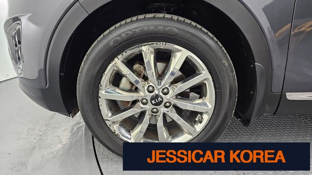 2017 Kia All New Sorento - Thumbnail 2
