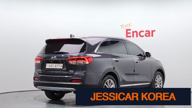 2017 Kia All New Sorento - Thumbnail 8