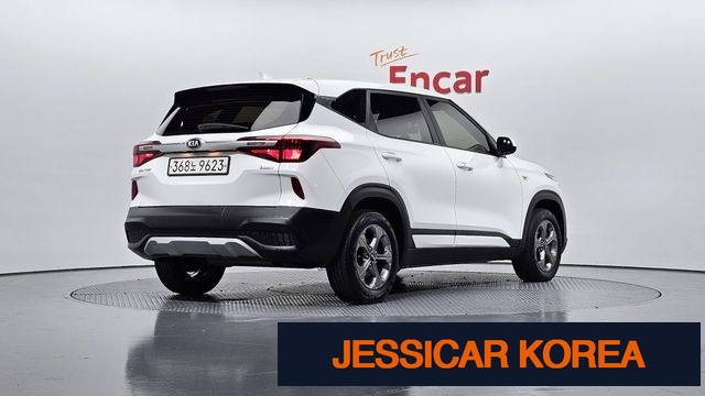 2022 Kia Seltos - Thumbnail 2