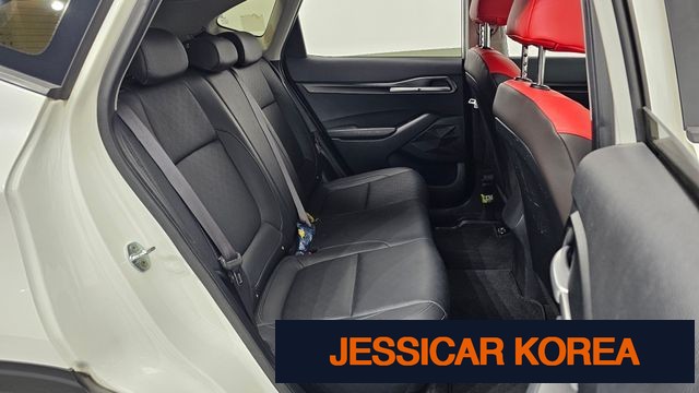 2022 Kia Seltos - Thumbnail 8