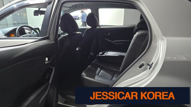 2014 KG Mobility New Korando C - Thumbnail 9