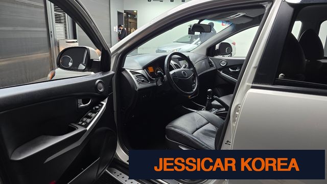 2014 KG Mobility New Korando C - Thumbnail 11