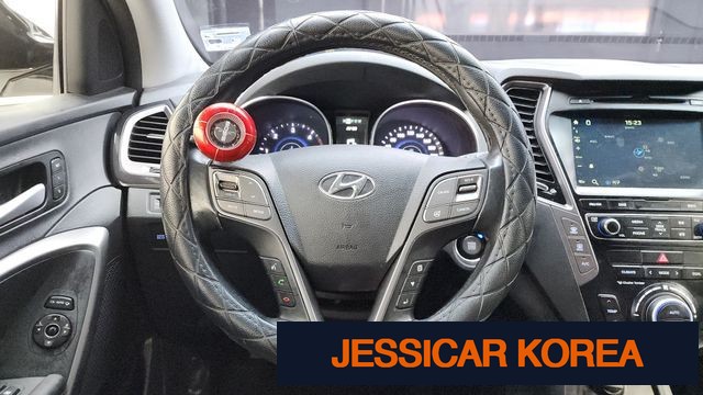 2015 Hyundai Santa Fe DM - Thumbnail 10