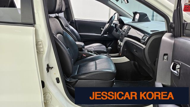 2013 KG Mobility Korando C - Thumbnail 4