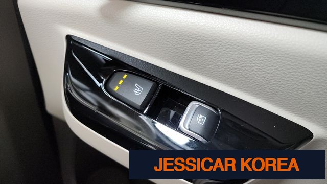 2023 Kia Carnival 4th Gen - Thumbnail 2