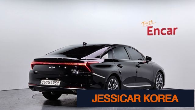 2022 Kia K8 - Thumbnail 8