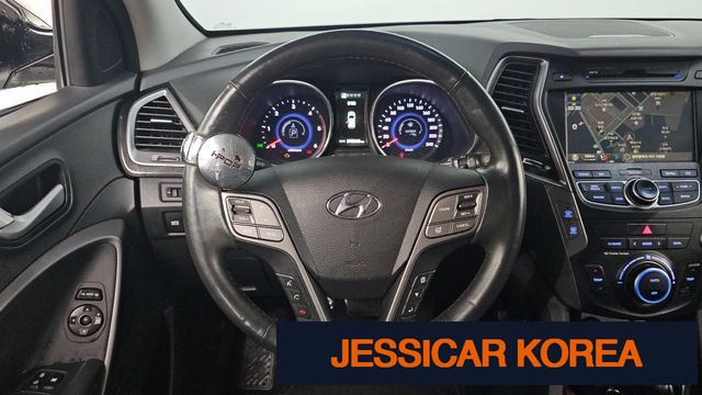 2014 Hyundai Santa Fe DM - Thumbnail 2