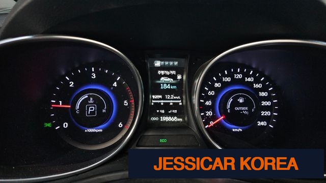 2014 Hyundai Santa Fe DM - Thumbnail 20