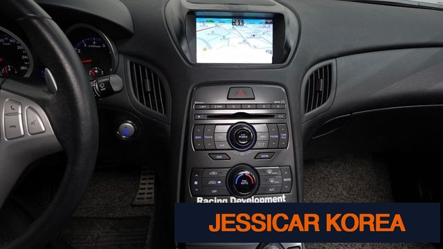 2009 Hyundai Genesis Coupe - Thumbnail 17