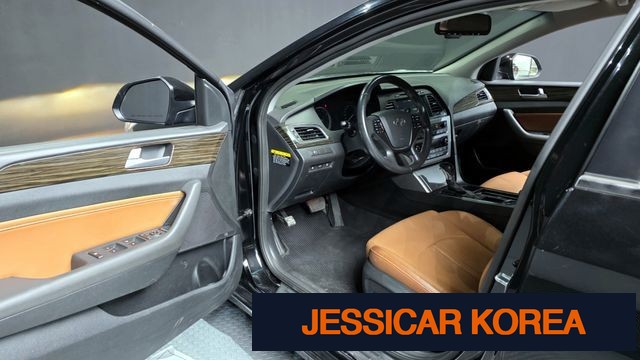 2016 Hyundai LF Sonata - Thumbnail 6