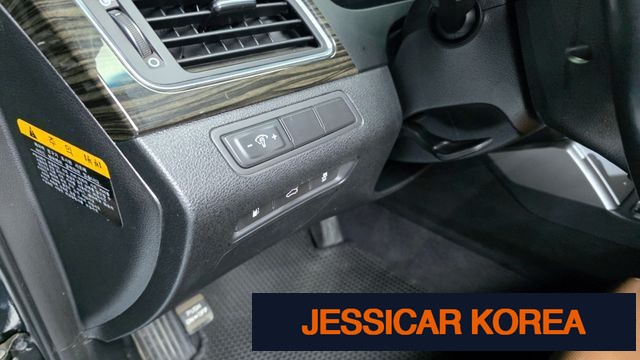 2016 Hyundai LF Sonata - Thumbnail 13