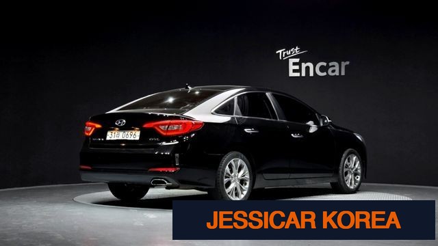 2016 Hyundai LF Sonata - Thumbnail 18