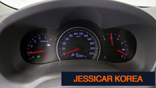 2013 Kia Carnival R - Thumbnail 6