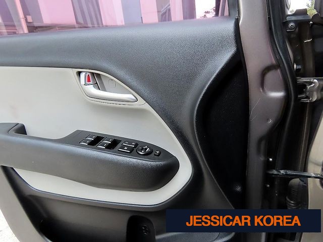 2017 Kia Ray - Thumbnail 5