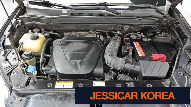 2013 KG Mobility Korando C - Thumbnail 6