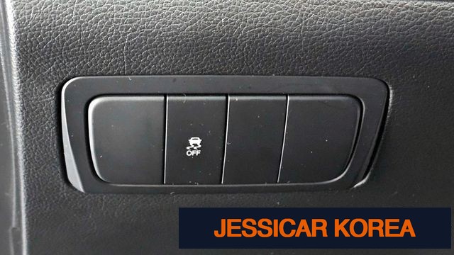 2013 KG Mobility Korando C - Thumbnail 18