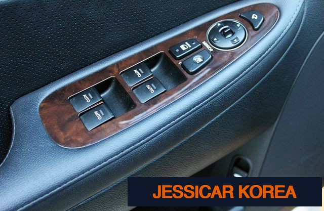 2010 Hyundai Genesis - Thumbnail 11