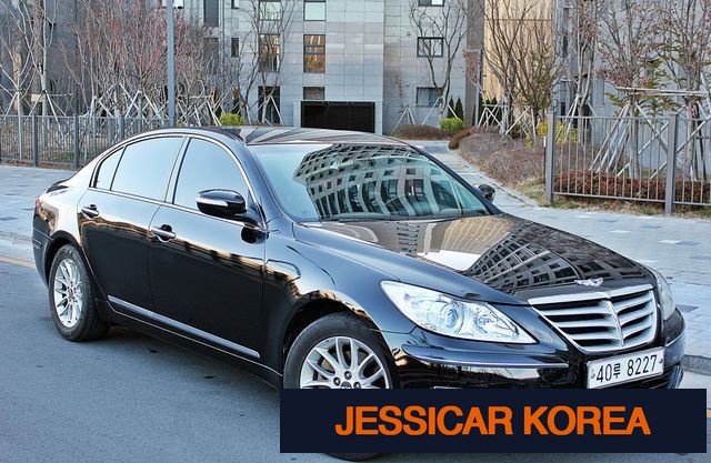 2010 Hyundai Genesis - Thumbnail 19