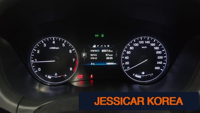 2016 Hyundai Genesis DH - Thumbnail 8