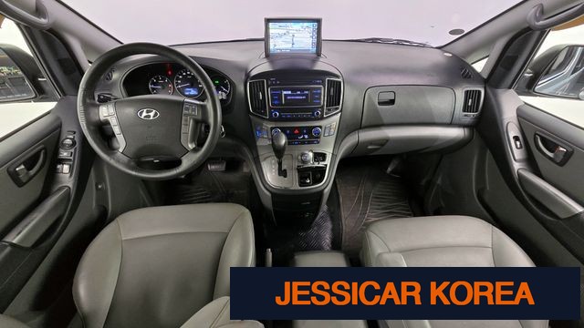 2017 Hyundai Grand Starex - Thumbnail 3