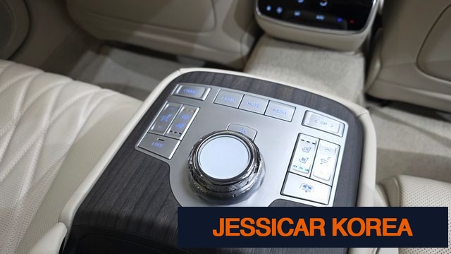 2025 Genesis G80 (RG3) - Thumbnail 5