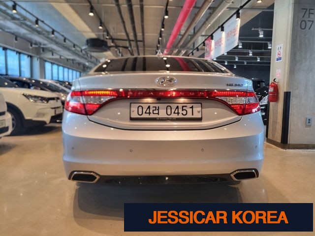 2017 Hyundai Grandeur HG - Thumbnail 13