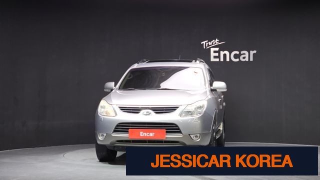 2011 Hyundai Veracruz - Thumbnail 4