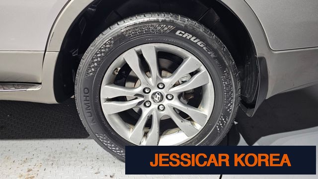 2011 Hyundai Veracruz - Thumbnail 9