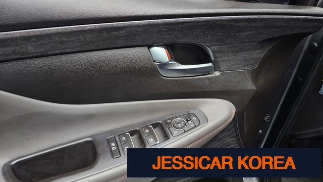 2019 Hyundai Santa Fe TM - Thumbnail 2