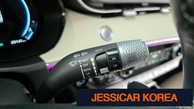 2022 Genesis GV70 - Thumbnail 8