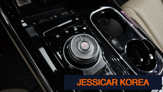 2021 Kia Carnival 4th Gen - Thumbnail 9