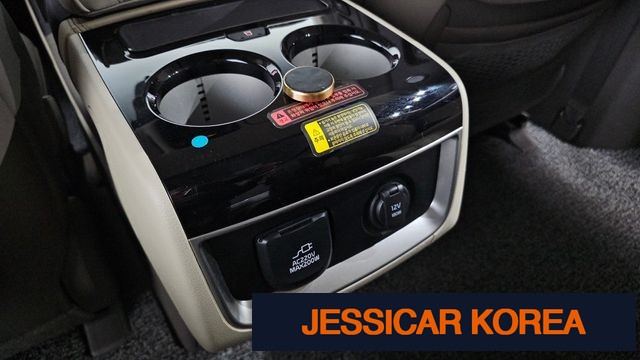 2021 Kia Carnival 4th Gen - Thumbnail 13