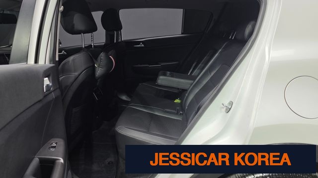 2018 Kia Sportage 4th generation - Thumbnail 11
